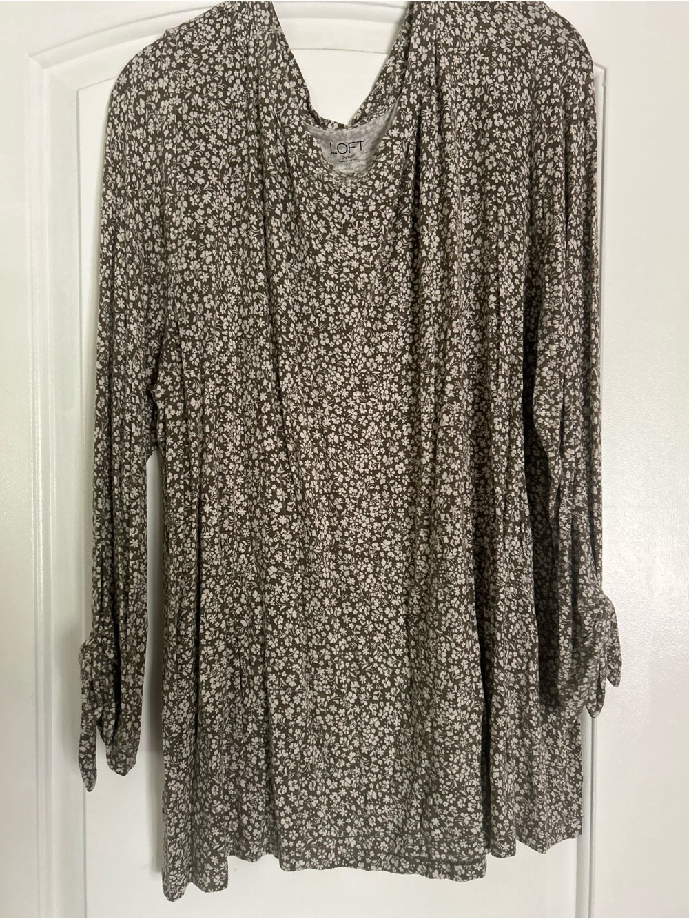 LOFT Olive Floral Tie-Sleeve Long Sleeve Blouse